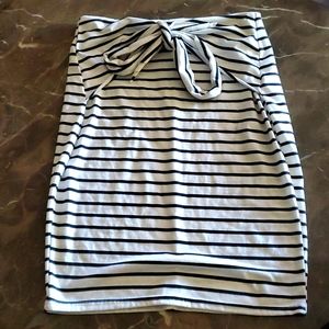 Stripe mid length skirt